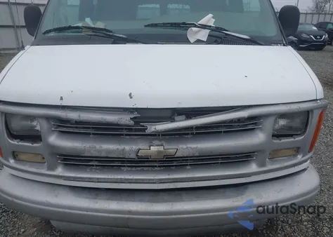 2000 Chevrolet Express z USA, uszkodzony, nr VIN 1GAHG39R4Y1275502